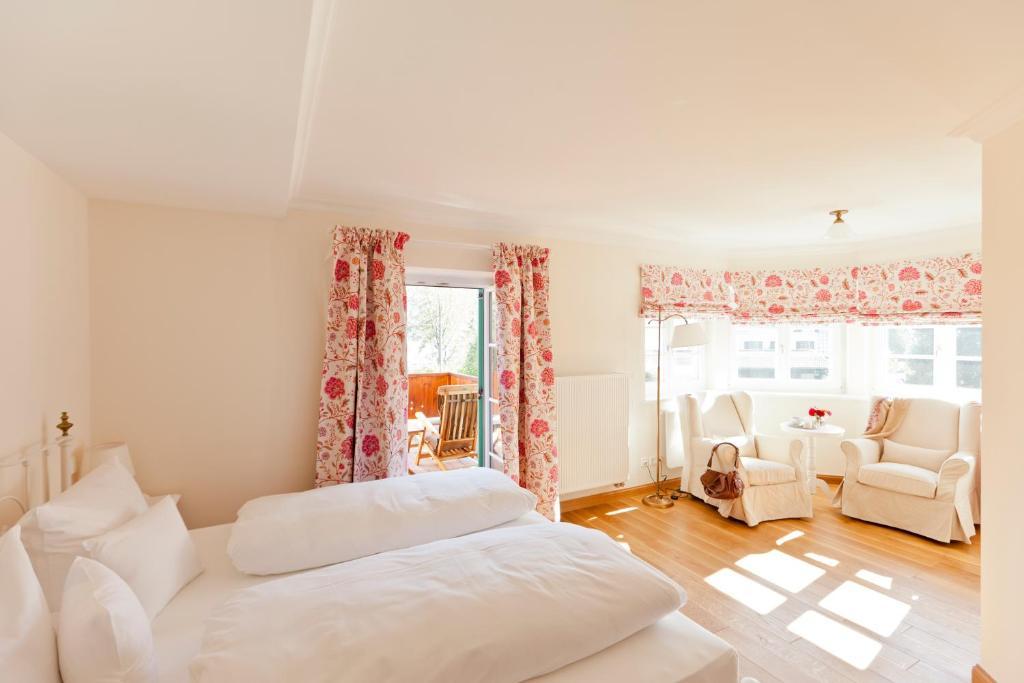 Landhaus Marinella Hotel Garni Bad Wiessee Pokoj fotografie