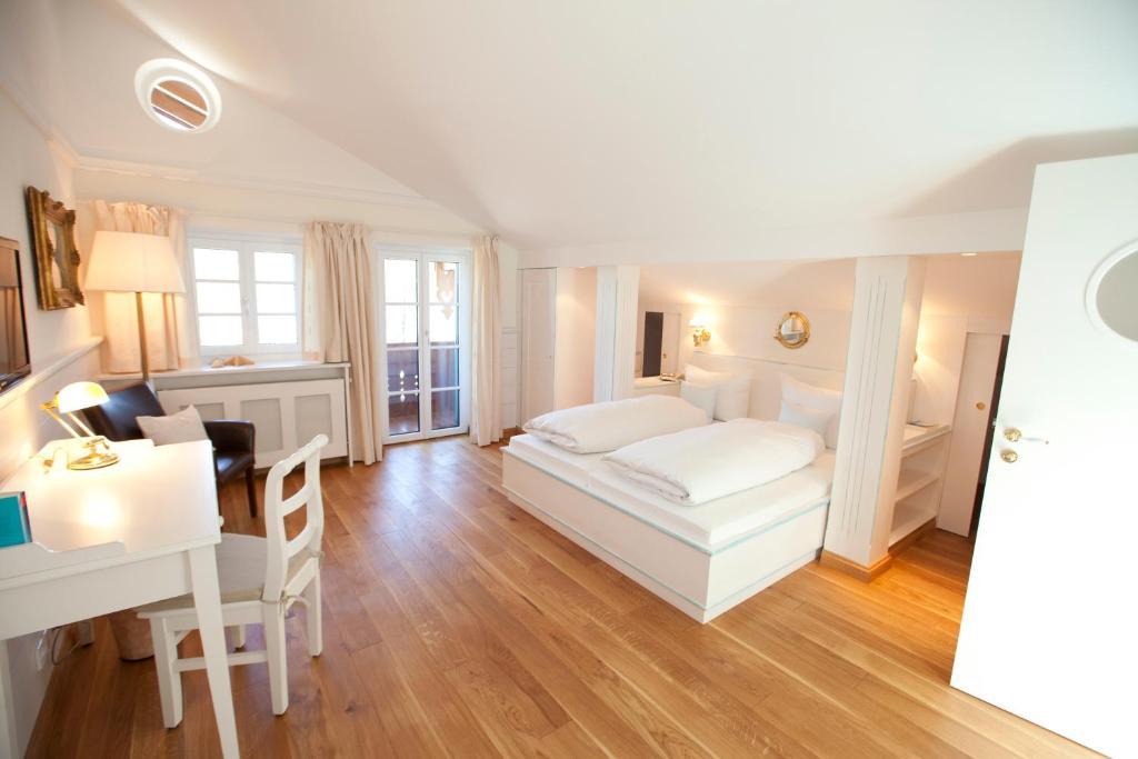 Landhaus Marinella Hotel Garni Bad Wiessee Pokoj fotografie